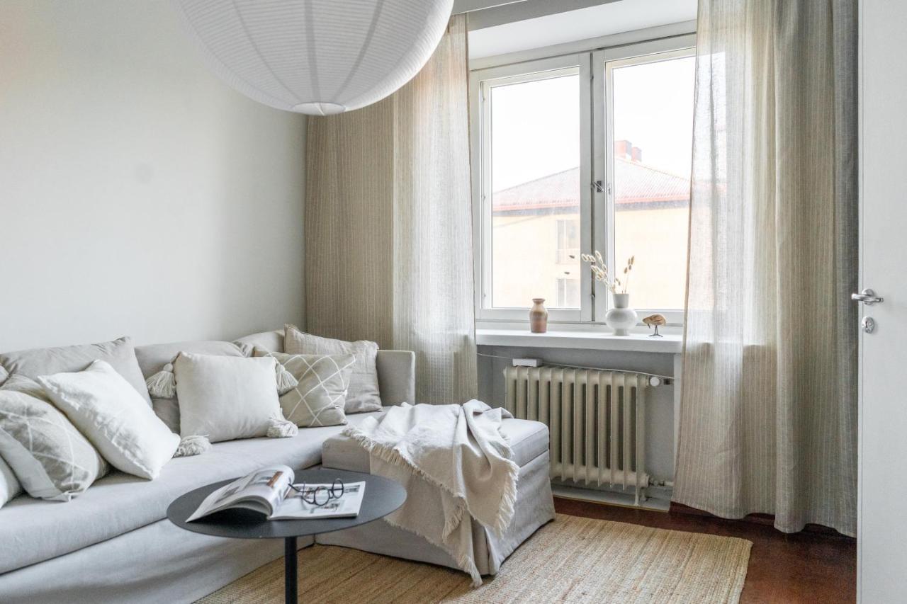 Kaksio Kulttuuritalon Ja Linnanmaen Vieressa Helsinki Exterior foto